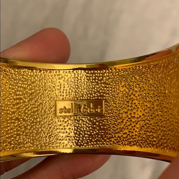 Snakeskin Python Cuff Bracelet - Picture 3 of 4